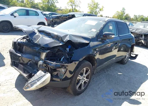 2011 Volvo Xc60 T6/T6 R-Design z USA, uszkodzony, nr VIN YV4902DZ8B2182868